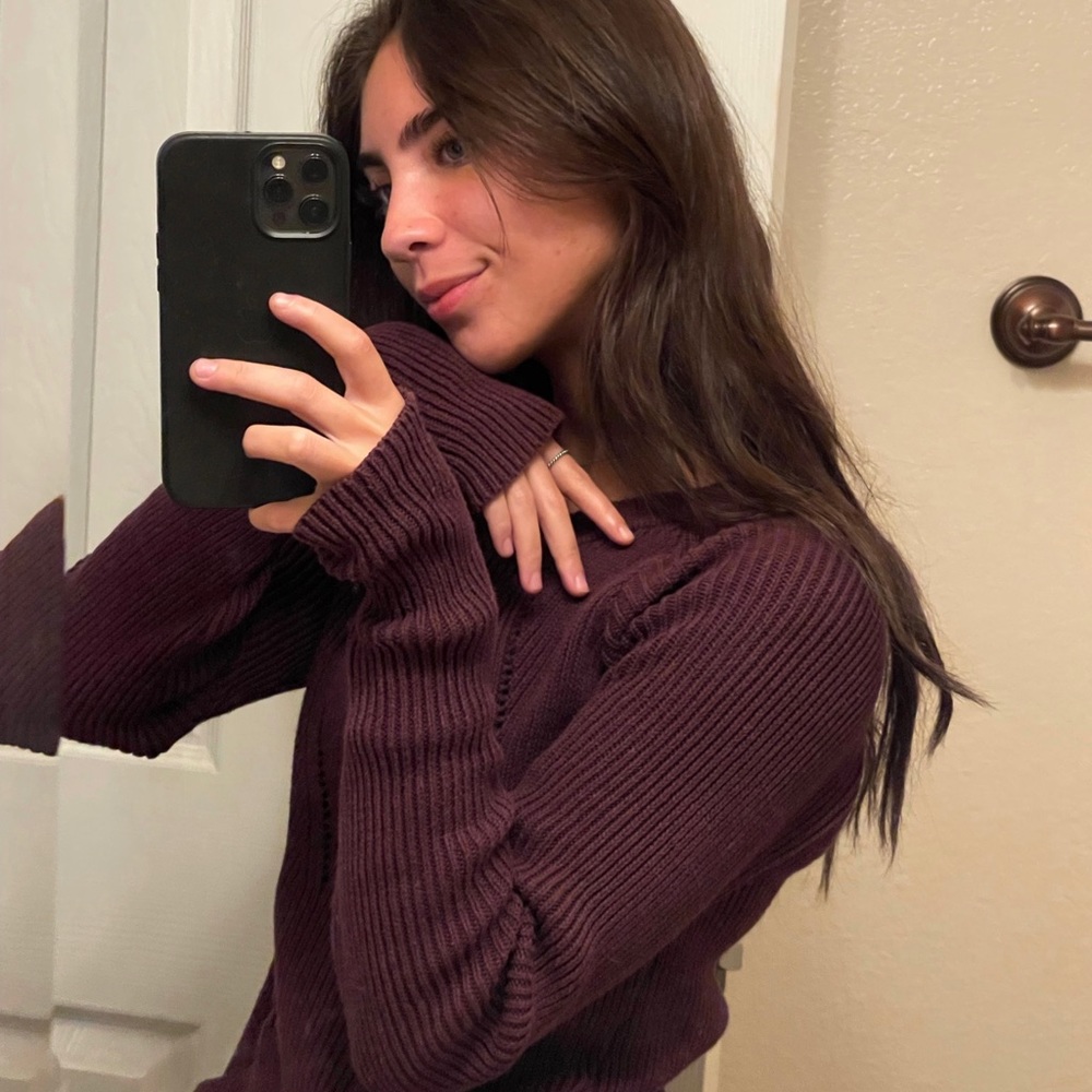 LULULEMON SWEATER!